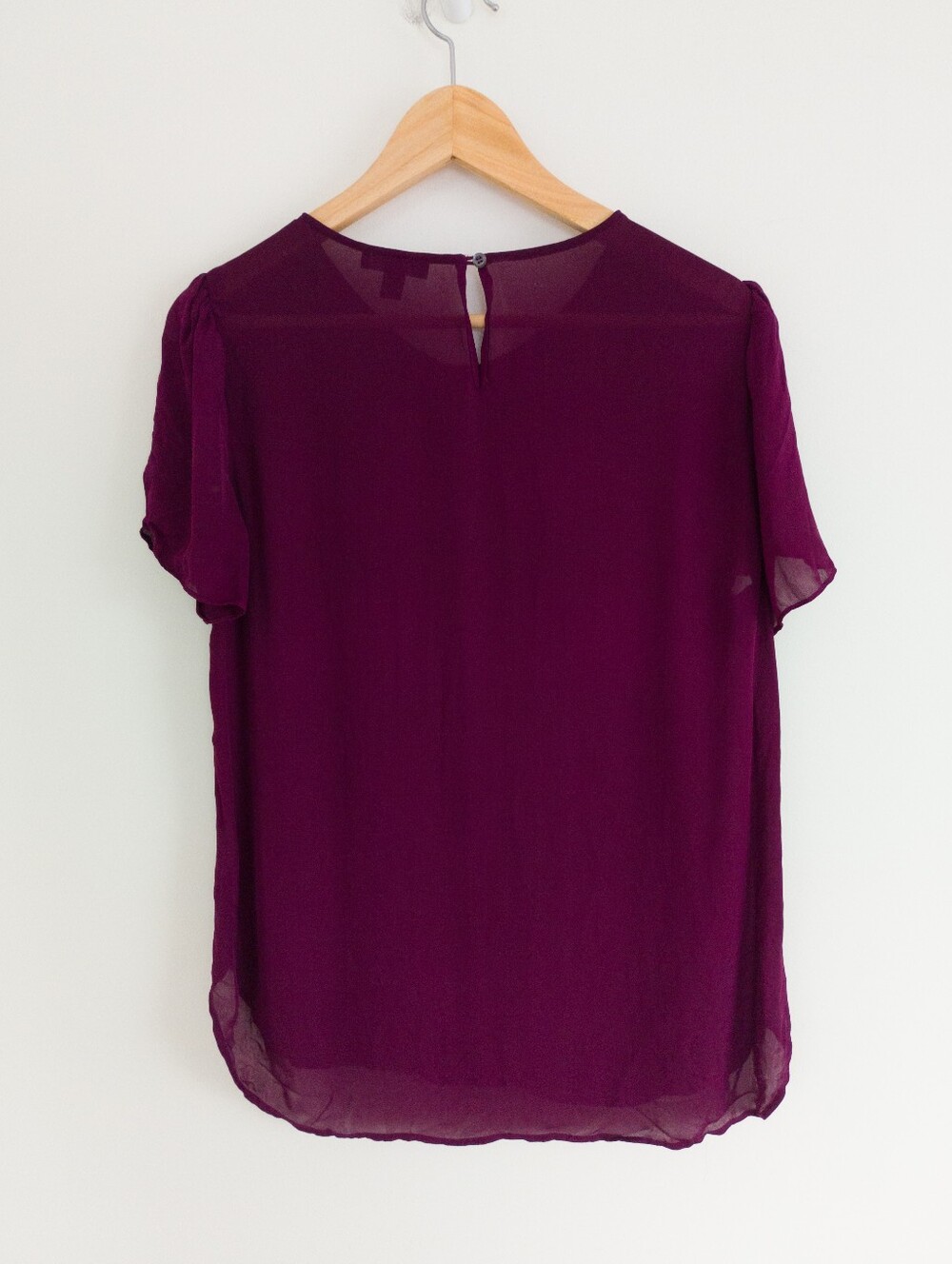 J. Crew Silk Petal Sleeve Top Size 8 Magenta Plum Berry Blouse - Picture 8 of 8